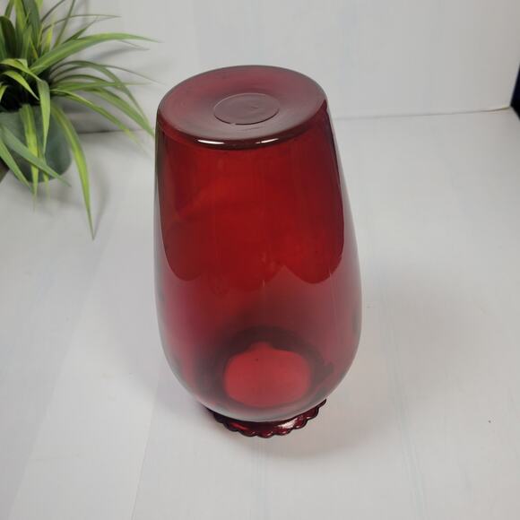 Vintage Ruby Red Glass Flower Vase Anchor Hocking 9" - Picture 5 of 5